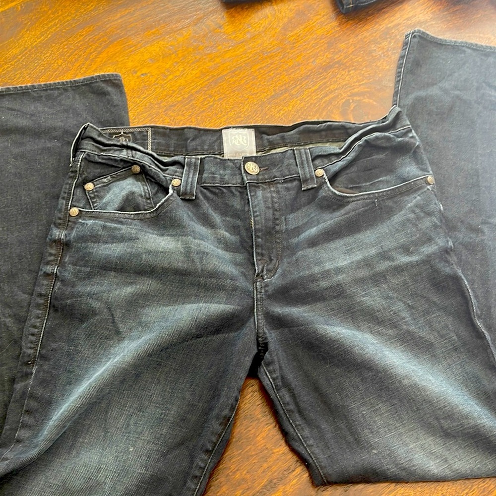 Men’s rock and republic jeans